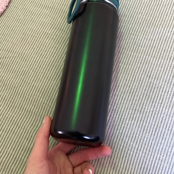Lululemon water bottle - Picture 2 of 4
